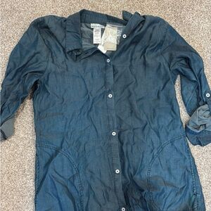 Tommy Bahama Women’s Costal Chambray Boyfriend Shirt In Size Medium, Brand New!